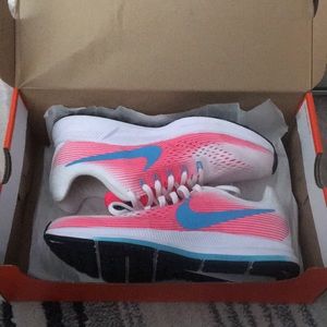 Brand new! Nike Zoom Pegasus 34